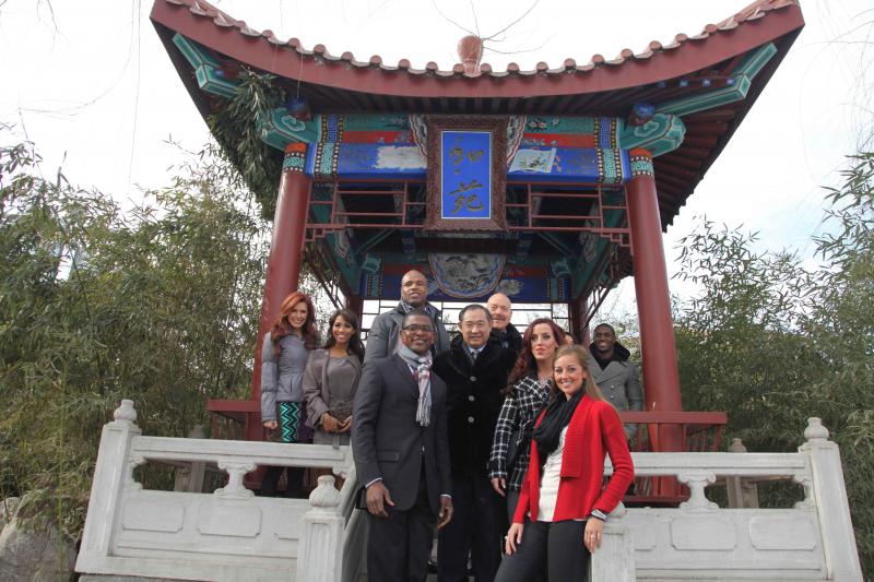 American Football Stars and MMUN Delegation Visit Peace Garden