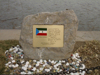 Equatorial Guinean Ambassador's peace inscription